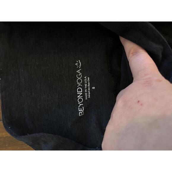 Set of Women's Joggers in Black and Gray - Picture 2 of 8